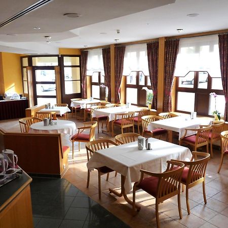 Hotel Garni "Zum Eichwerder" テンプリーン エクステリア 写真