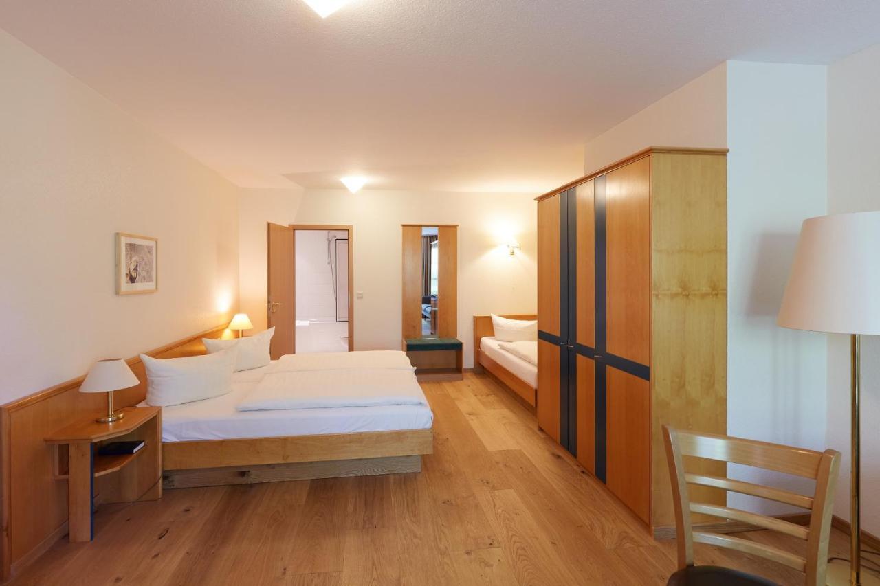 Hotel Garni "Zum Eichwerder" テンプリーン エクステリア 写真