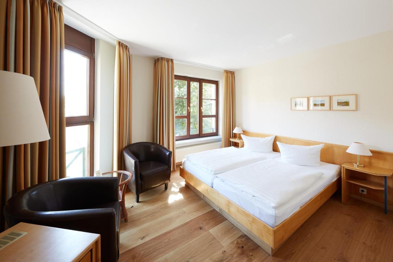 Hotel Garni "Zum Eichwerder" テンプリーン エクステリア 写真