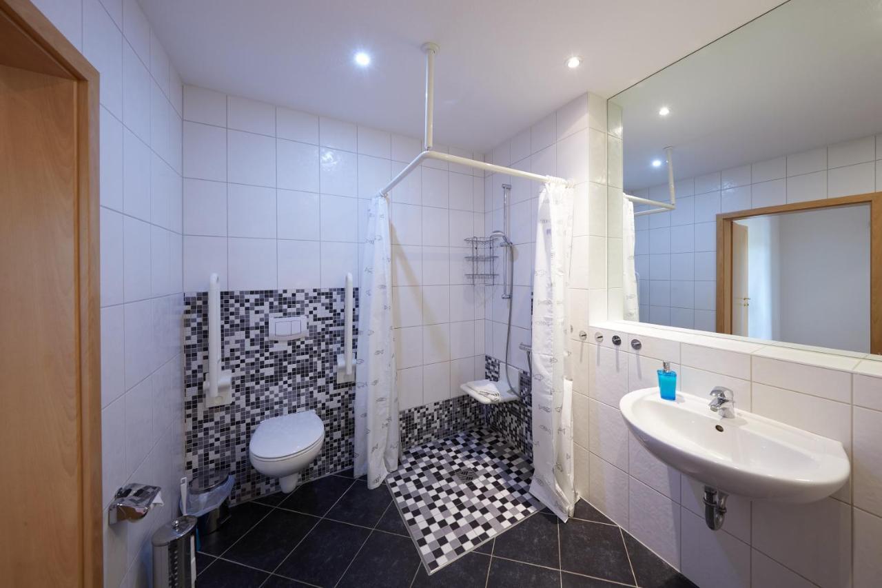 Hotel Garni "Zum Eichwerder" テンプリーン エクステリア 写真