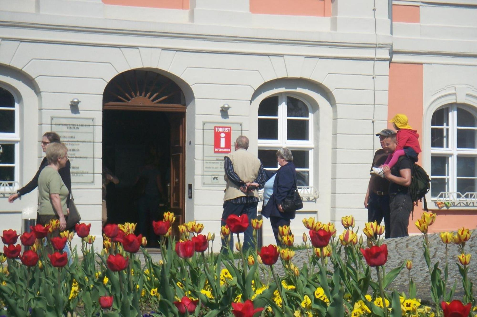 Hotel Garni "Zum Eichwerder" テンプリーン エクステリア 写真