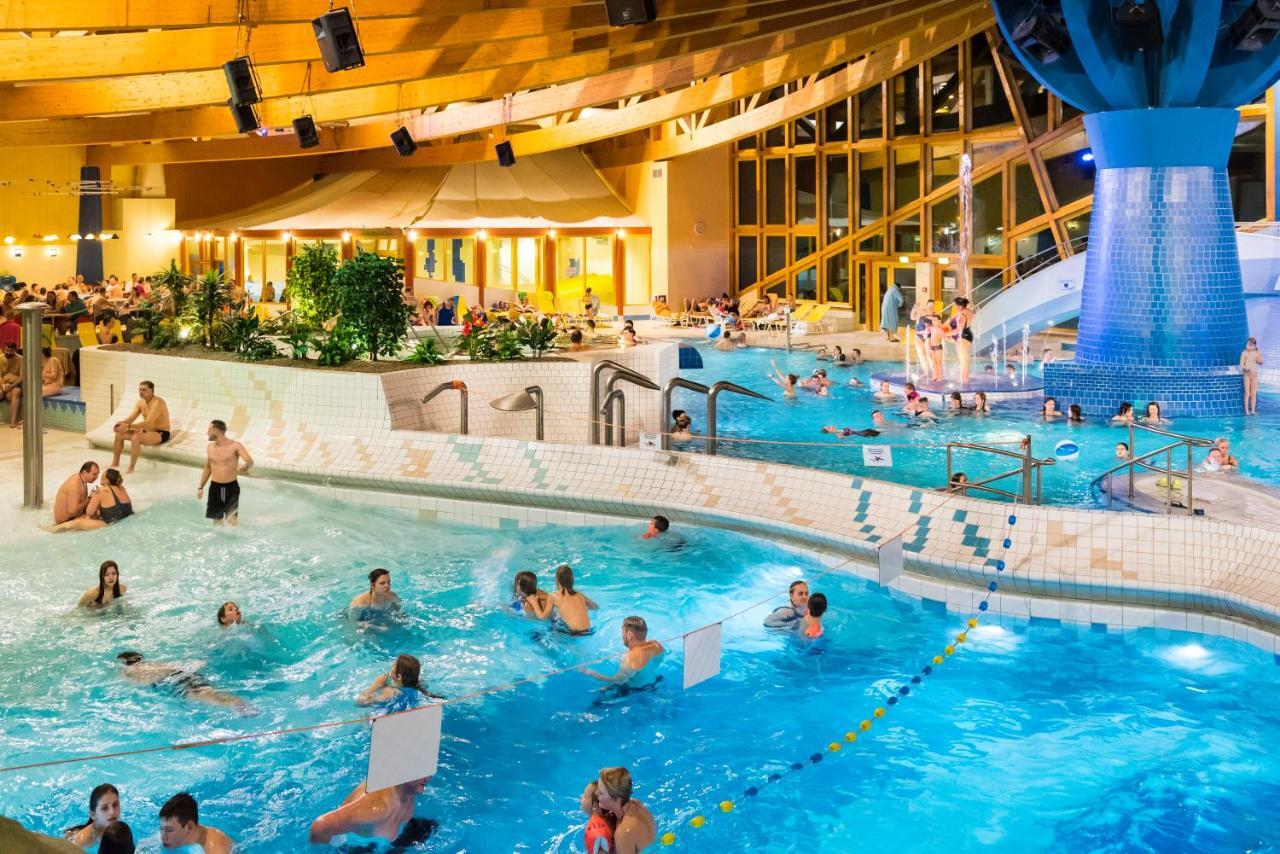 Hotel Garni "Zum Eichwerder" テンプリーン エクステリア 写真