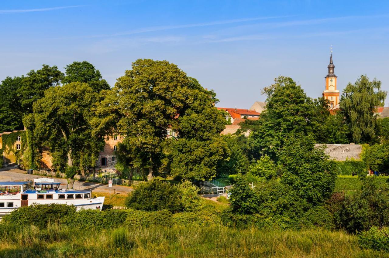 Hotel Garni "Zum Eichwerder" テンプリーン エクステリア 写真